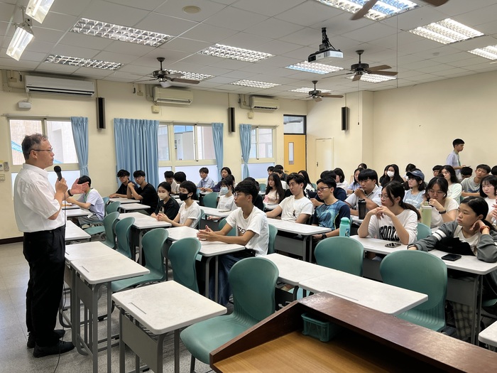 114-1學士班院系時間圖片